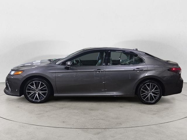 Used 2024 Toyota Camry Hybrid XLE 4D Sedan – 4T1F31AK4RU621928